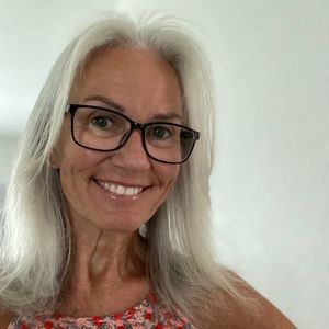 Meet your Posher, Dona